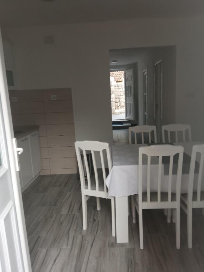 Apartment Rosic Perast Eksteriør bilde